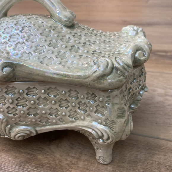Vintage Italian Ceramic Lidded Trinket Box - Picture 4 of 16